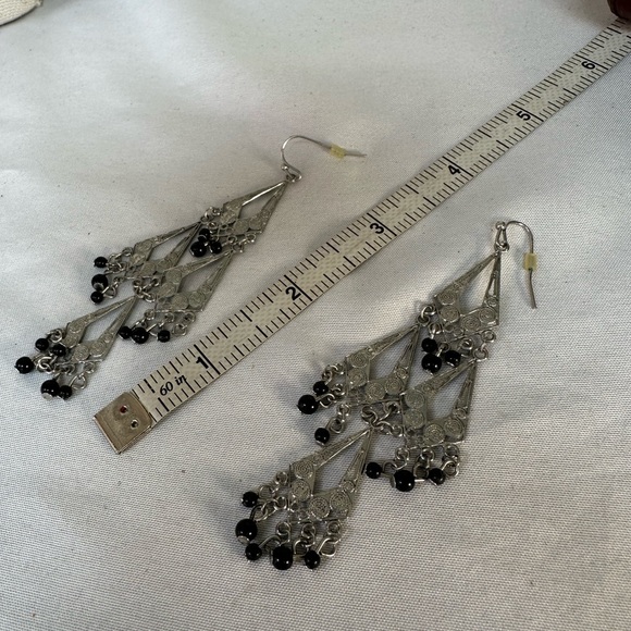 Victorian Ethnic vibe silvertone dangle earrings - Picture 3 of 5